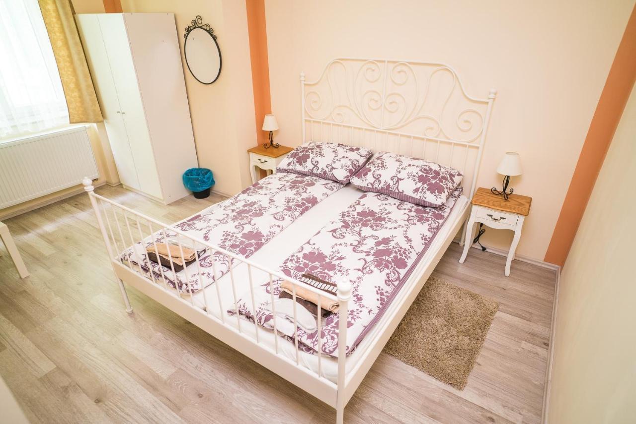 Boutique Hostel Kings N' Queens زغرب المظهر الخارجي الصورة