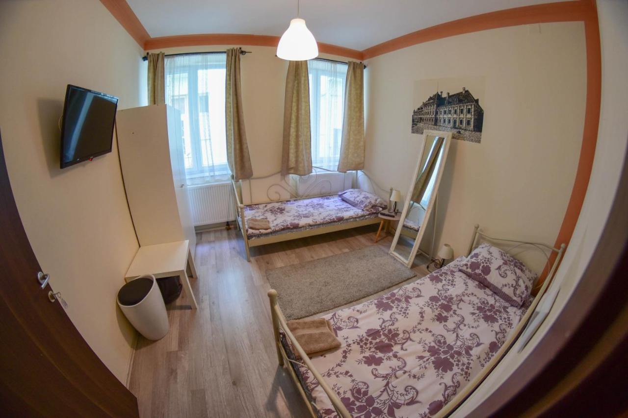 Boutique Hostel Kings N' Queens زغرب المظهر الخارجي الصورة